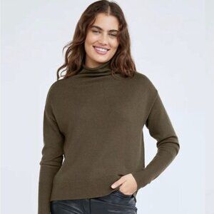 Aritzia Wilfred 100% Merino Wool Cyprie Sweater Olive Green Size XS
